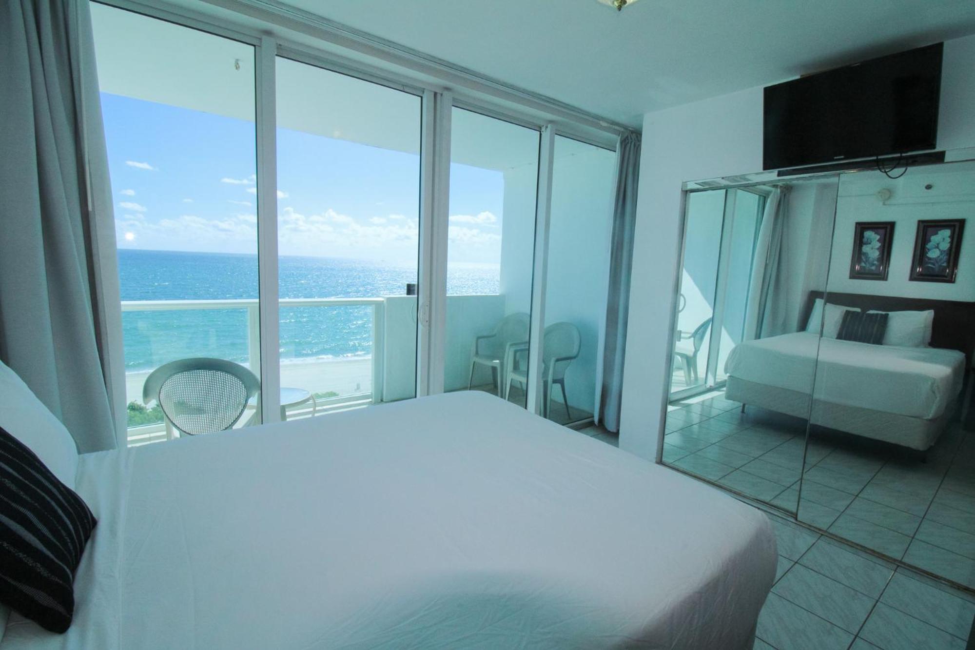 Castle 727 Studio With Balcony And Ocean View, Pool, Tennis, Beach Access, Free Parking Villa Miami Beach Exterior foto